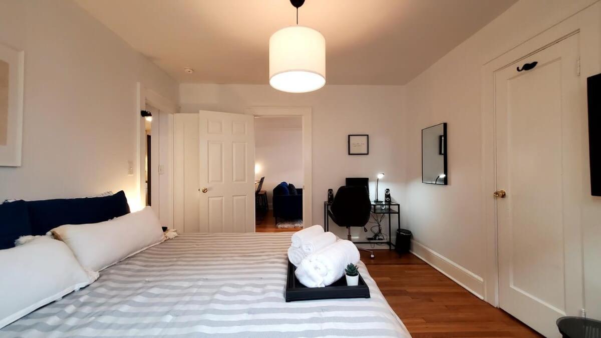 The Blue Sapphire 2Br 2 King Beds & Ample Backyard Apartman Bridgeport Kültér fotó